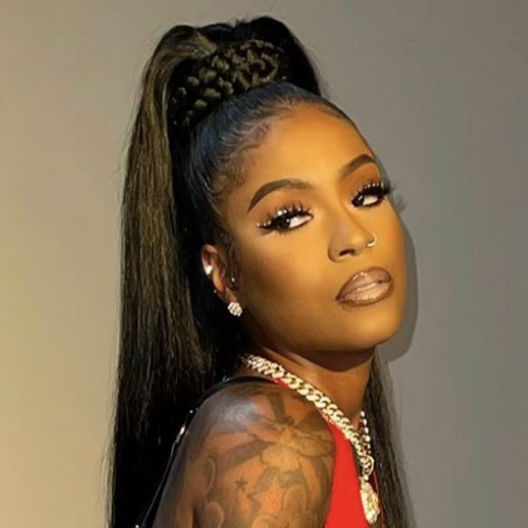 Tina (hoodcelebrityy)