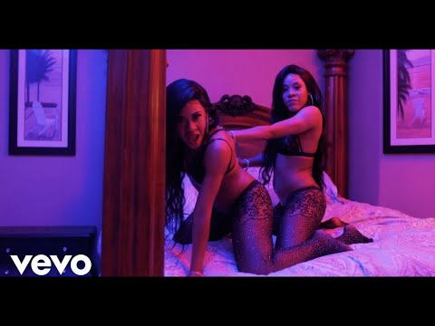 K-Queens Cotton Candy / Who Wrong