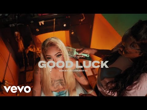 Lisa Hyper Good Luck Pussy